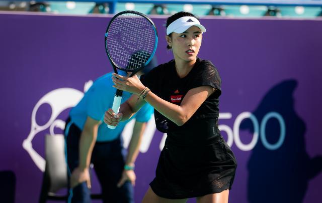 8868体育官网-缺少比赛+隔离影响？澳网热身赛中国金花开局不利